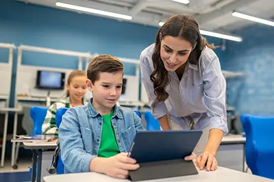 INVEC - Iniciativa Véctrika Servicio Xylium OS